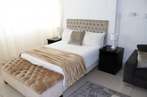 Inn & Out Sandton Park